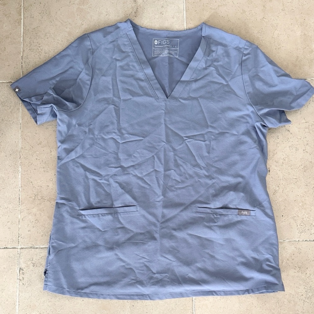 Figs Technical Collection Women's Short Sleeve V-Neck Top and bottoms
